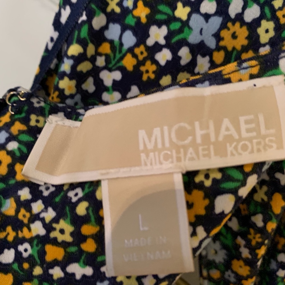 Spring/Summer DRESS - Picture 8 of 10